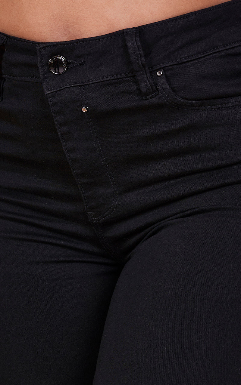 BASIC SKINNY ANKLE JEANS