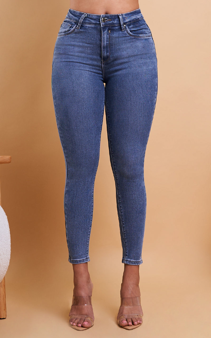 BASIC SKINNY ANKLE JEANS
