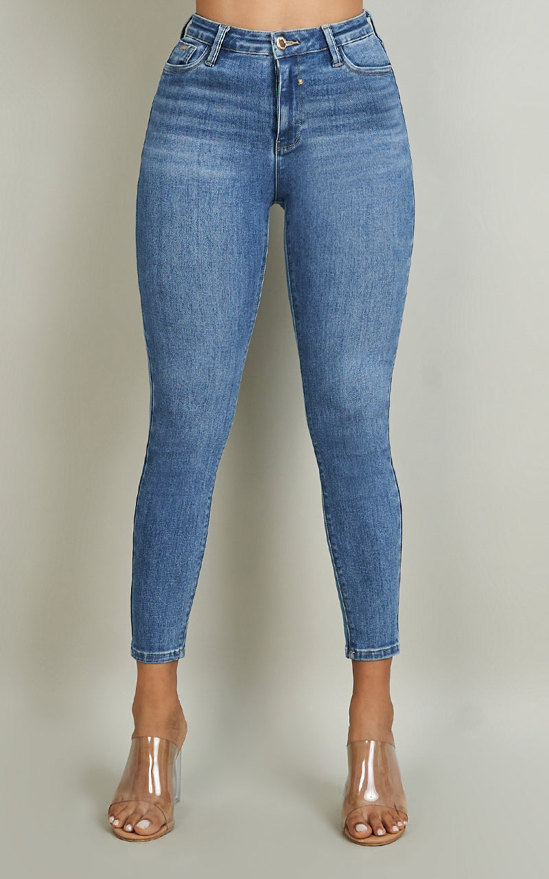 BASIC SKINNY ANKLE JEANS