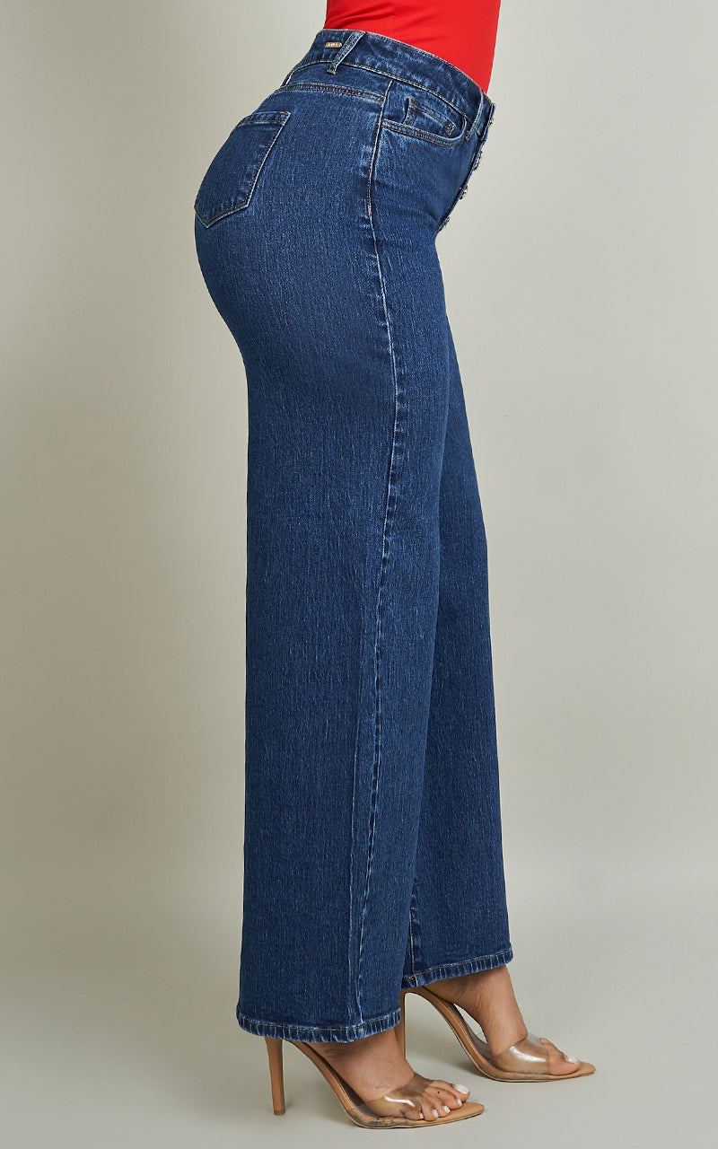 BE YOUR MAGIC & WIDE LEG JEANS