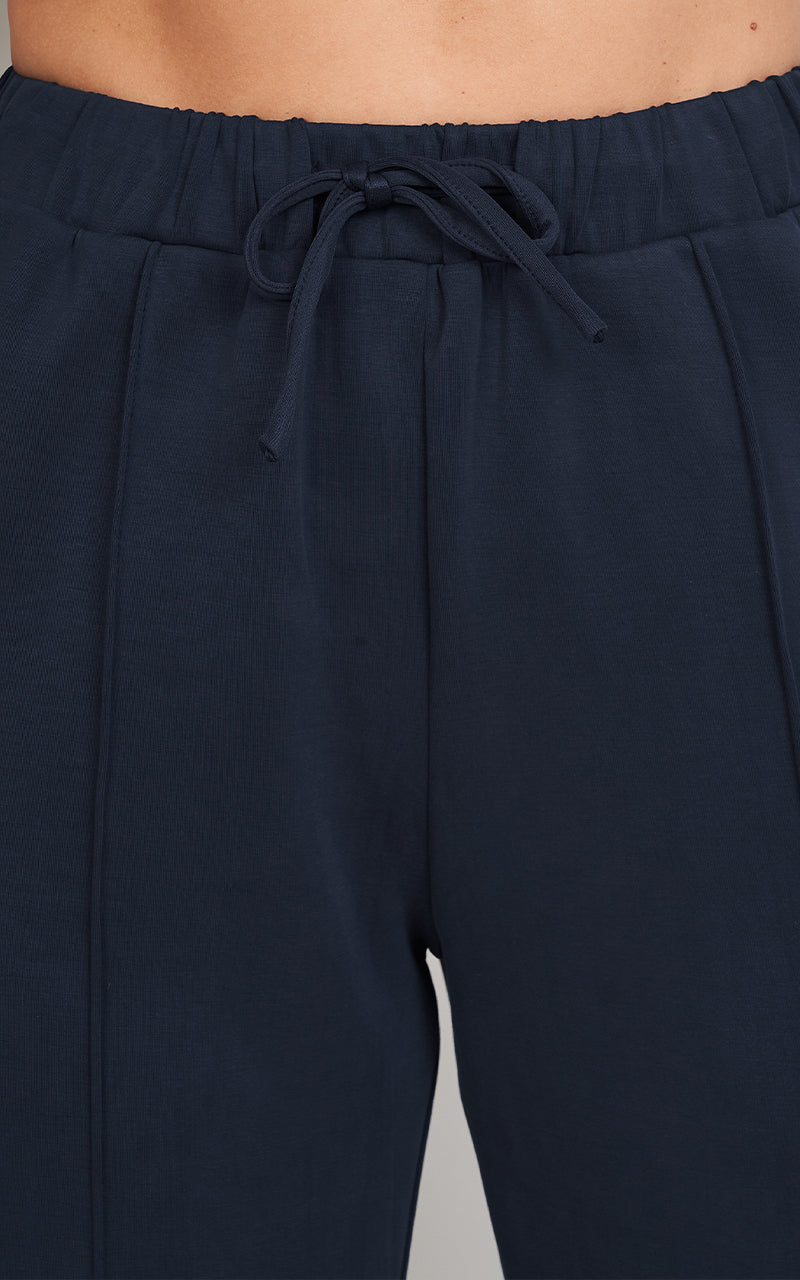JET SET SWEATER & PANTS