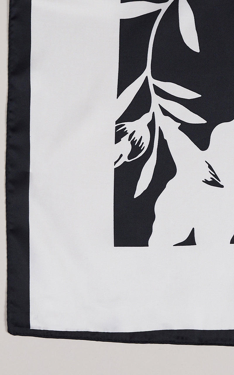 MIDNIGHT BLOOM SCARF