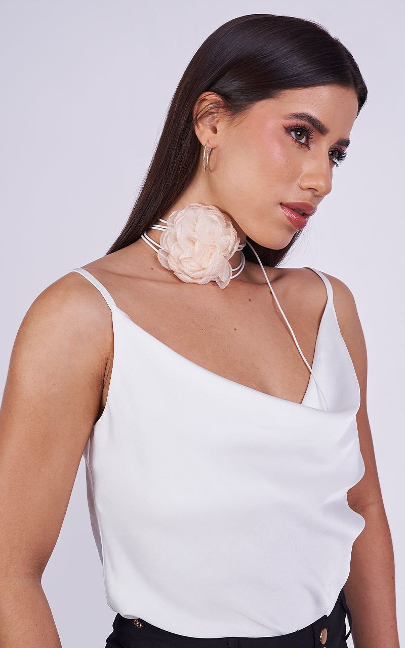 BOHEMIAN FLOWER CHOKER