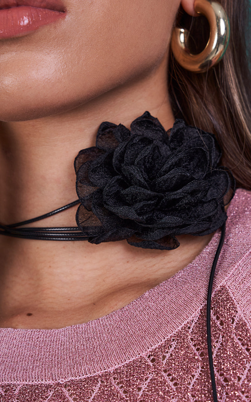 BOHEMIAN FLOWER CHOKER