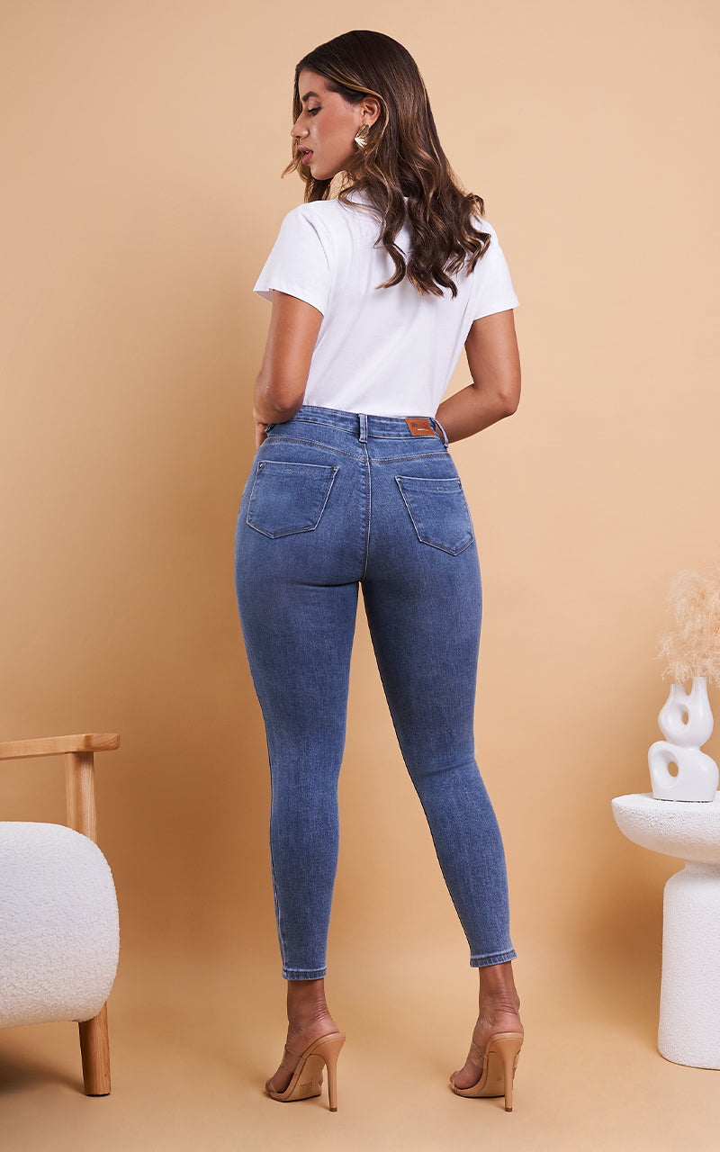 BASIC SKINNY ANKLE JEANS