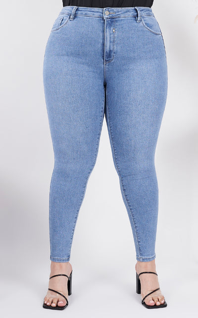 PLUS SIZE SKINNY ANKLE JEANS