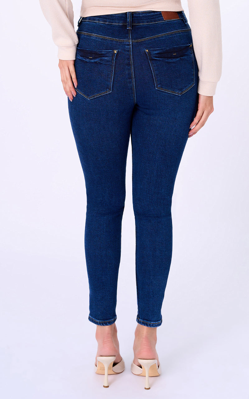 BASIC SKINNY ANKLE JEANS