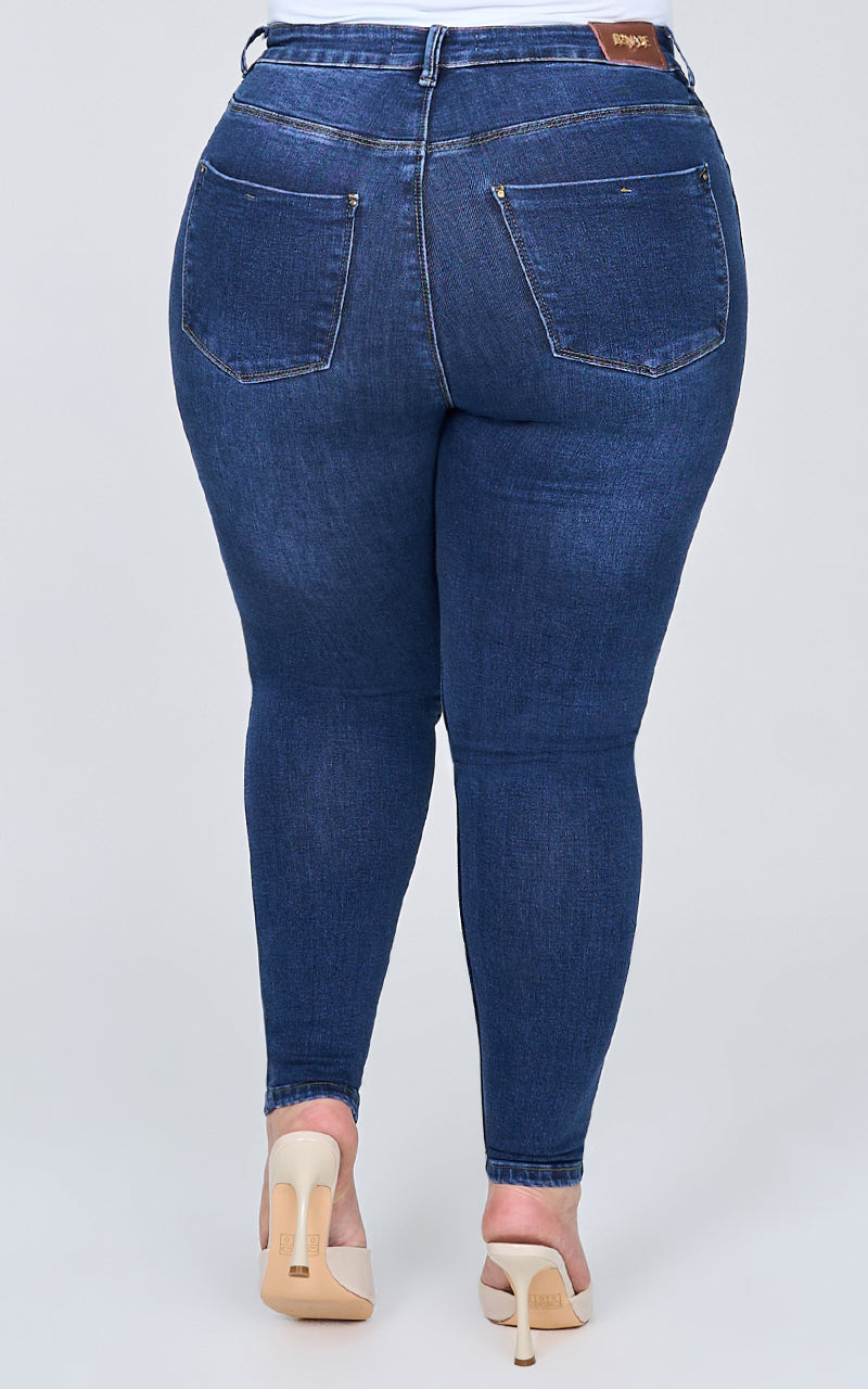 PLUS SIZE SKINNY ANKLE JEANS