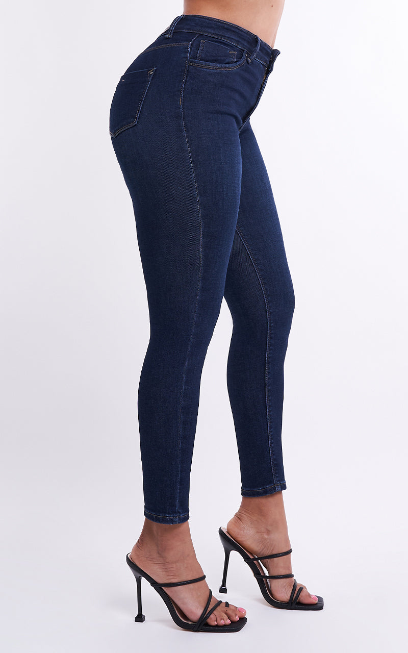 BASIC SKINNY ANKLE JEANS