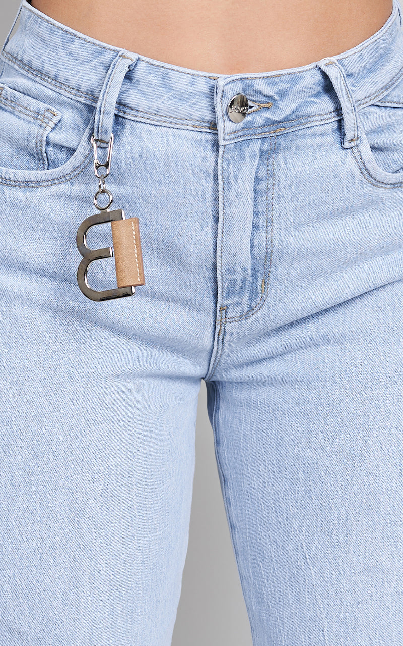 LAURA STRAIGHT JEANS