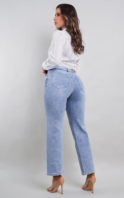 MAGIC STRAIGHT JEANS