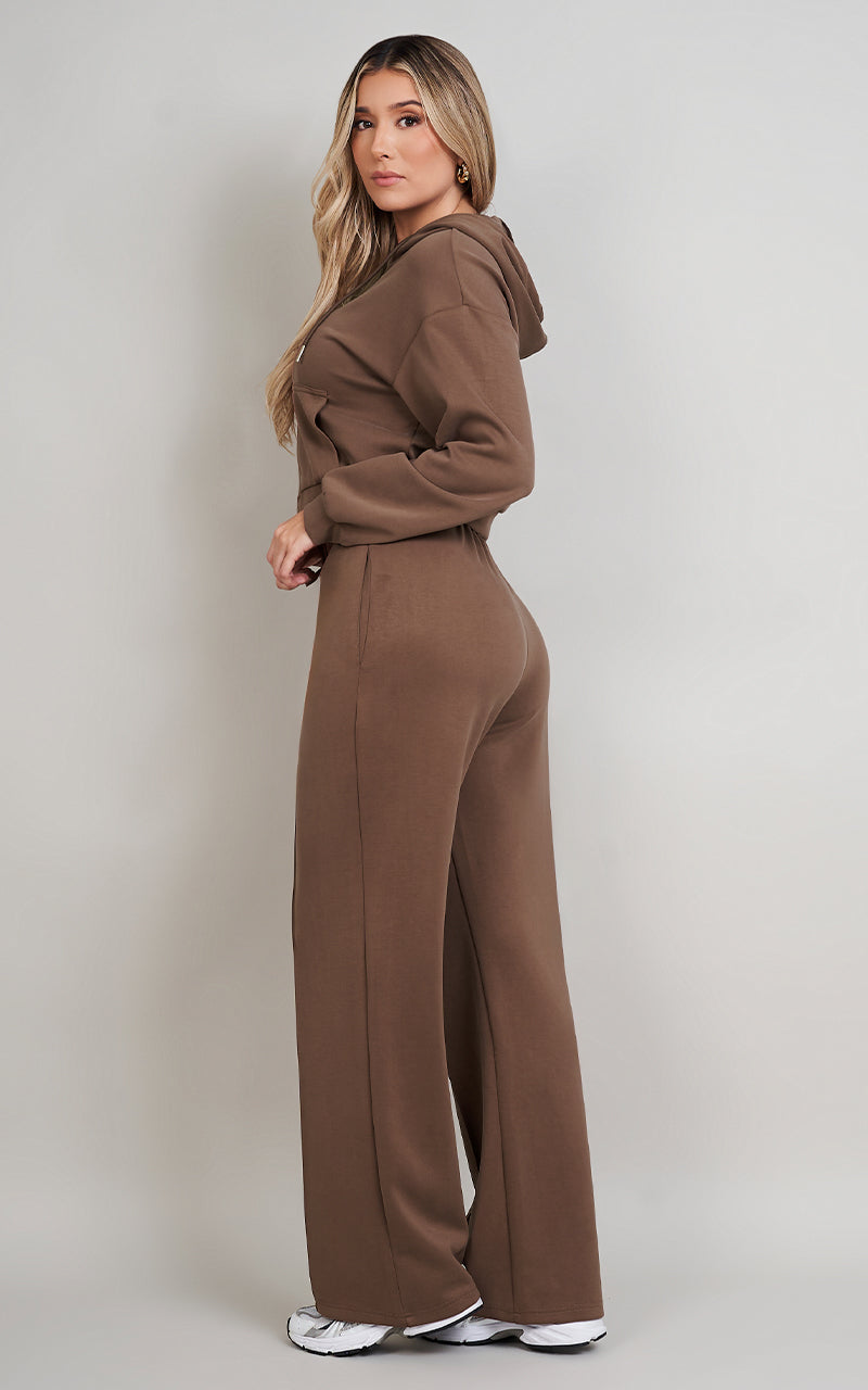 JET SET SWEATER & PANTS