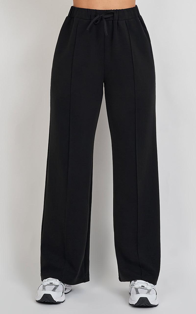 JET SET SWEATER & PANTS