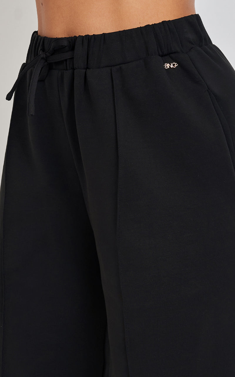 JET SET SWEATER & PANTS
