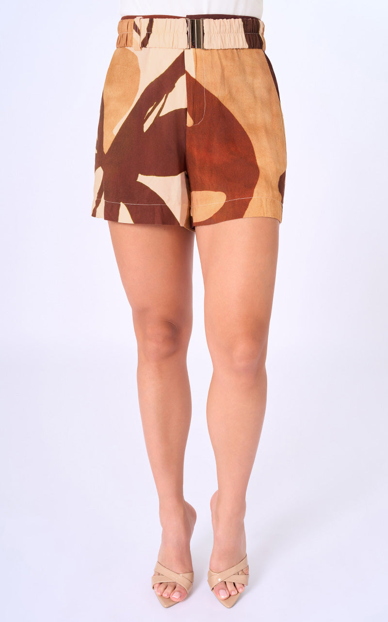 SHORT CORTO ESTAMPADO