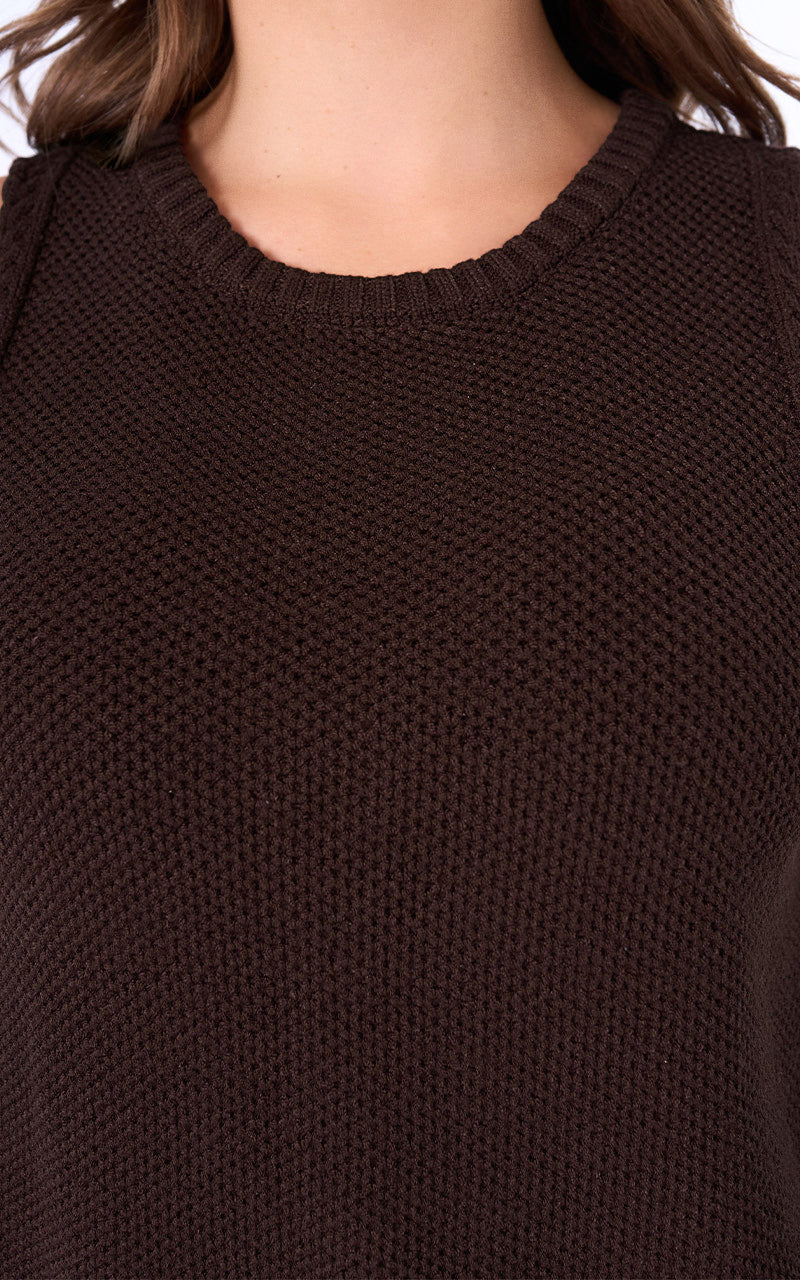 SWEATER SIN MANGA