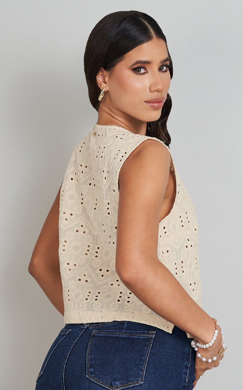 KEEP BLOOMING TOP & SHORT